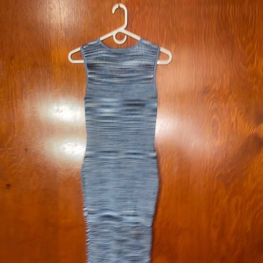 Elegant Blue Sleeveless Dress